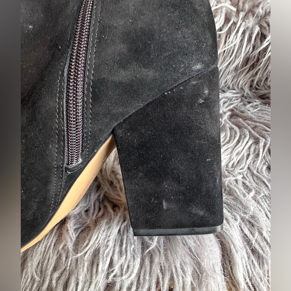 Vince Camuto Salali Black Suede Boots Size 9.5 - Picture 8 of 12